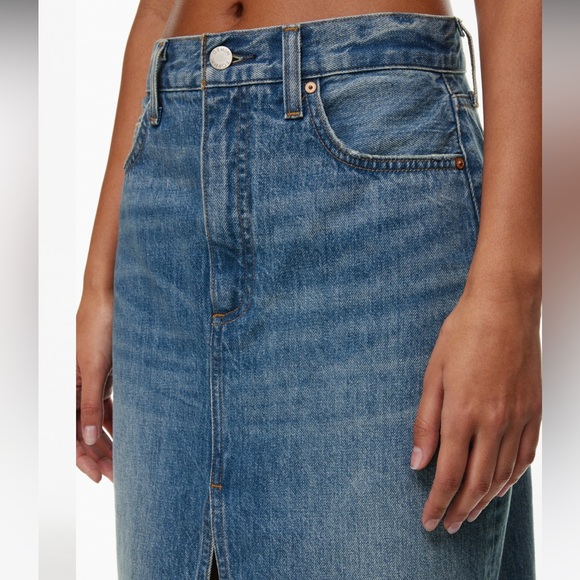 Aritzia Denim Forum The 90’s Halle Denim Skirt Size 24 - Picture 2 of 7